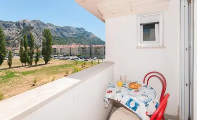 Pogled na planine ili pogled na planine iz apartmana