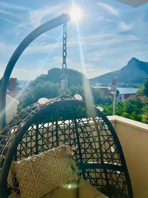 Pogled na planine ili pogled na planine iz apartmana