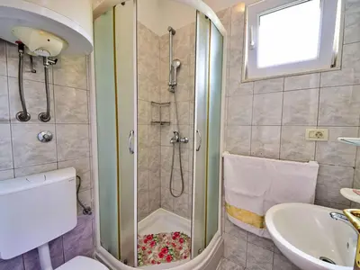 Kupaonica u objektu Apartmani Dajak 1