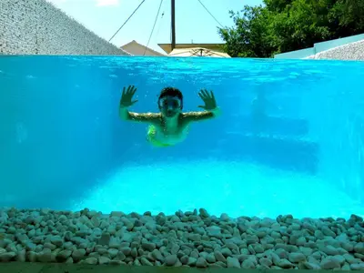 Bazen u objektu Luxury apartment Lara shared pool ili u blizini