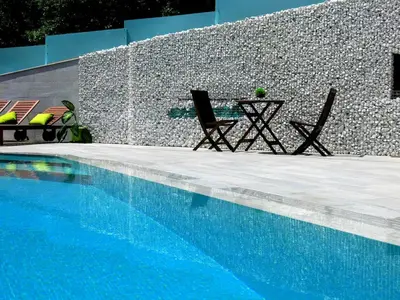 Bazen u objektu Lara Rose apartment shared pool ili u blizini