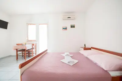 Krevet ili kreveti u jedinici u objektu Sunny house Lilja