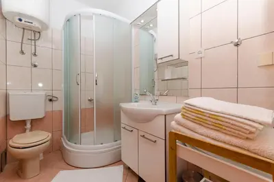Kupaonica u objektu Apartments Silvana