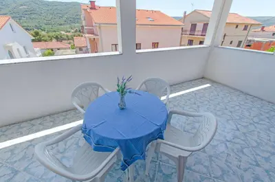 Pogled na planine ili pogled na planine iz apartmana
