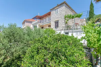 Zgrada u kojoj se nalazi apartman