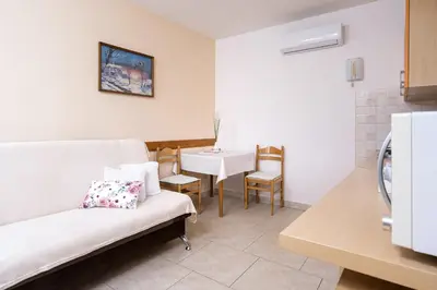 Kuhinja ili čajna kuhinja u objektu Apartments Zlata