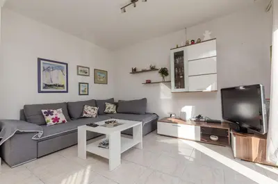 TV i/ili zabavni centar u objektu Apartments Mare