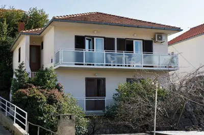Zgrada u kojoj se nalazi apartman