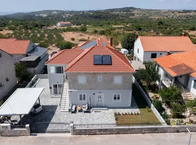 Zgrada u kojoj se nalazi apartman