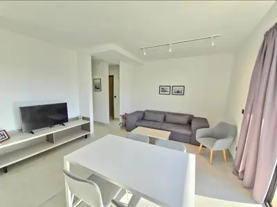 TV i/ili zabavni centar u objektu Aura Maris Sutivan