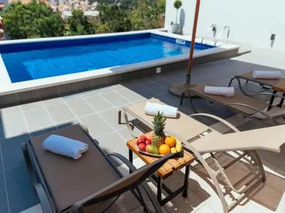 Bazen u objektu Apartments Trogrli - Studio with Balcony and Sea View ili u blizini