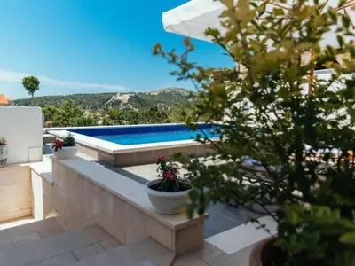 Bazen u objektu Apartments Trogrli - Studio with Balcony and Sea View ili u blizini