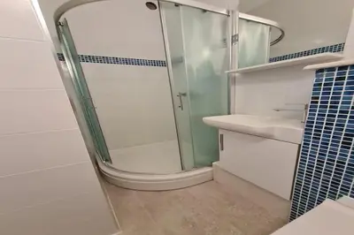 Kupaonica u objektu Luxury apartment Ani - Three Bedroom Apartment with terrace and Swimming pool