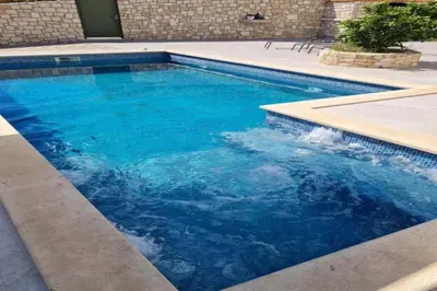 Bazen u objektu Luxury apartment Ani - Three Bedroom Apartment with terrace and Swimming pool ili u blizini