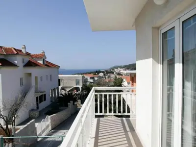 Balkon ili terasa u objektu Apartments Trogrli - Two-Bedroom Apartment with Balcony and Sea View