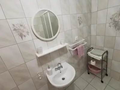 Kupaonica u objektu Apartments White House - Studio Apartment with Balcony and Sea View 3