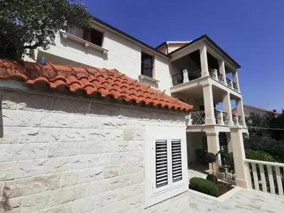 Zgrada u kojoj se nalazi apartman