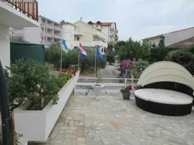 Vrt u objektu Guest House Villa Daniel - Two Bedroom Apartment with Balcony