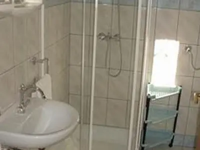 Kupaonica u objektu Apartments White House - One Bedroom apartment with Balcony 4