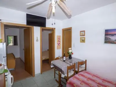 Krevet ili kreveti u jedinici u objektu Beachfront Apartments Pla a - Two Bedroom Apartment A2