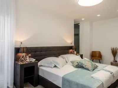 Krevet ili kreveti u jedinici u objektu Modern & Stylish Villa with Private Pool - Four Bedroom Villa with Pool