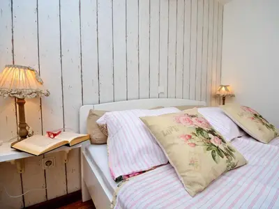 Krevet ili kreveti u jedinici u objektu Blissful Bay Apartments Vrboska - One Bedroom Apartment with Terrace
