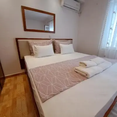 Pansion Ivana studios