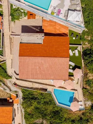 Bazen u objektu Villa Aria ili u blizini