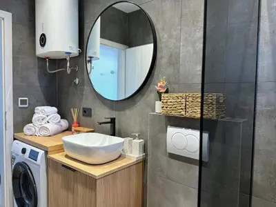Kupaonica u objektu Apartman Domnius