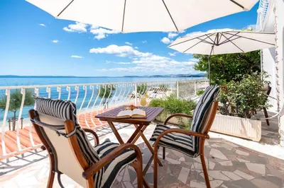 Pogled na more ili pogled na more iz smještaja s doručkom