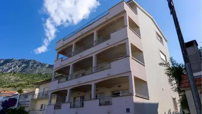 Pogled na planine ili pogled na planine iz apartmana