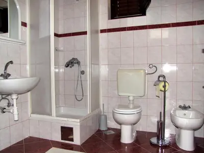 Kupaonica u objektu Apartment Perović