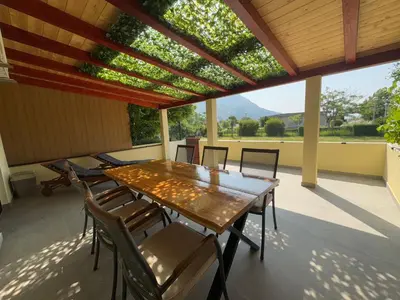 Pogled na planine ili pogled na planine iz apartmana