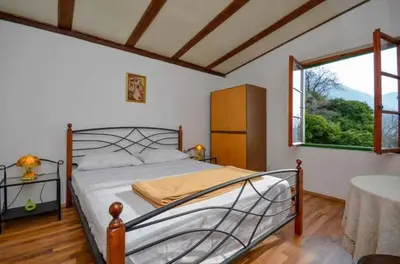 Krevet ili kreveti u jedinici u objektu Apartment in Brela - Makarska Riviera 51813