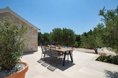 Vrt u objektu Villa Olea Lux Bol