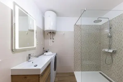 Kupaonica u objektu Villa Bella Pietra with private pool, sauna