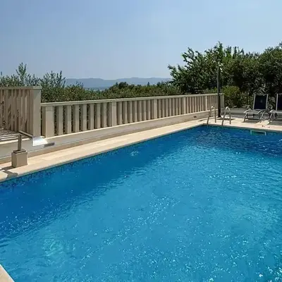 Pet Friendly Home In Bol