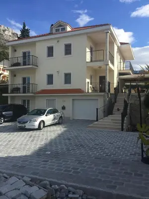 Zgrada u kojoj se nalazi apartman