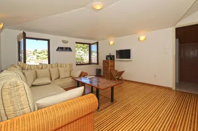 TV i/ili zabavni centar u objektu Apartment Plaza