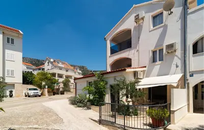 Tlocrt objekta Amazing Apartment In Bol With Wifi