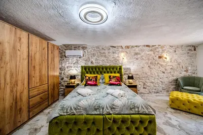 Krevet ili kreveti u jedinici u objektu Luxury Villa Unikat with Seaview & Jacuzzi