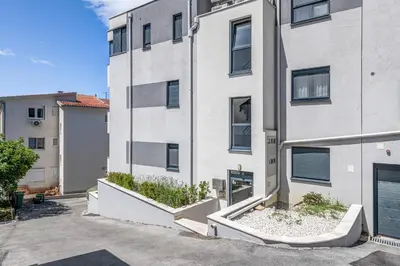 Zgrada u kojoj se nalazi apartman
