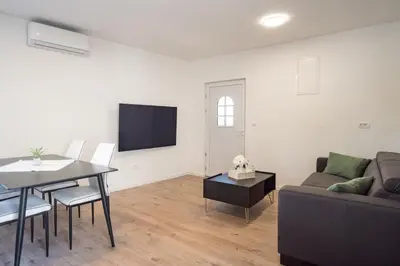 TV i/ili zabavni centar u objektu Apartment Rocky