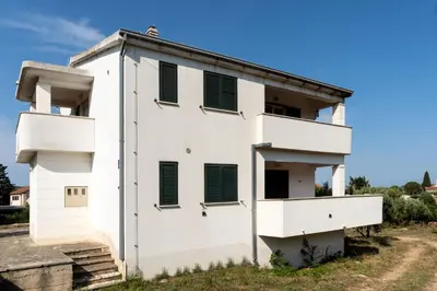 Zgrada u kojoj se nalazi apartman