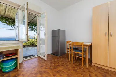 Kuhinja ili čajna kuhinja u objektu Apartments by the sea Bratus - Makarska - 22135