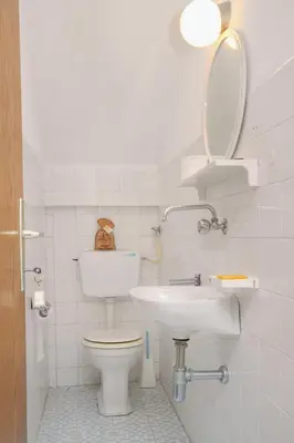 Kupaonica u objektu Apartments with a parking space Bol, Brac - 5605