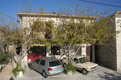 Zgrada u kojoj se nalazi apartman