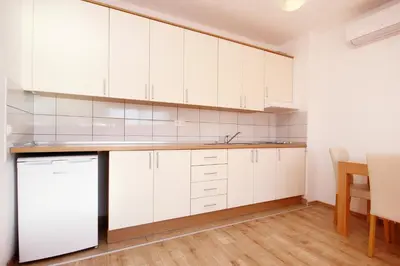 Kuhinja ili čajna kuhinja u objektu Apartments with parking space Duce, Omis - 9437