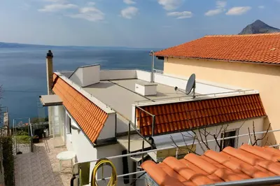 Tlocrt objekta Apartments with a parking space Omis - 10349