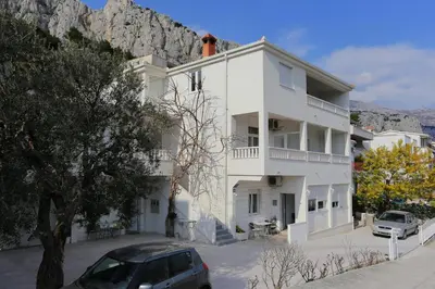 Tlocrt objekta Apartments with a parking space Omis - 10351